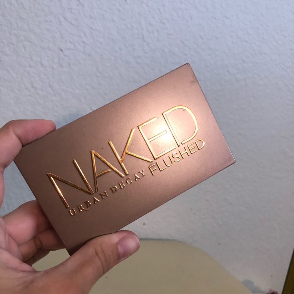 Urban Decay Naked Flushed: bronzor highlight blush